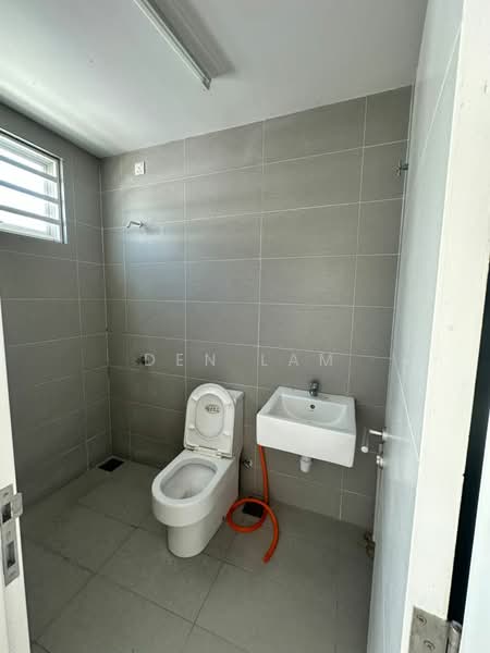 Rumah Teres 2 Tingkat untuk Dijual di Seremban (Negeri Sembilan) - Den Lam - Bathroom - PropertyGuru.com.my