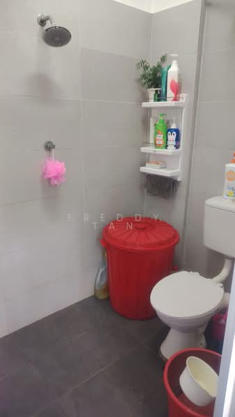 Shop / Office for Rent in Relau (Bukit Jambul) - Freddy Tan - Bathroom - PropertyGuru.com.my