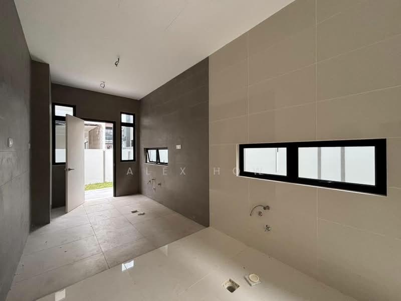 Semi-Detached House for Sale in Taman Sutera Utama (Skudai) - Alex How - Interior - PropertyGuru.com.my