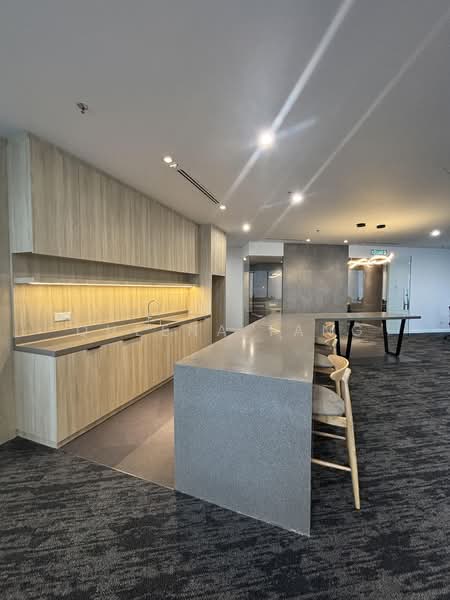 Pejabat untuk Disewa di KLCC (KL City Centre) - Queena Tang - Kitchen - PropertyGuru.com.my
