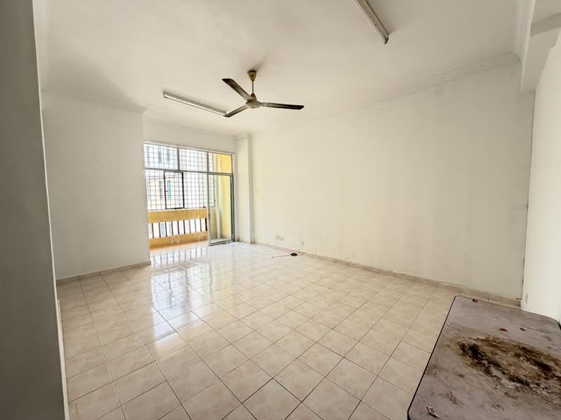 Pangsapuri untuk Disewa di Seri Nuang Apartment - Norlela . - Living Room - PropertyGuru.com.my