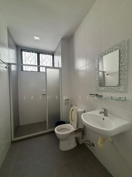 3-storey Terraced House for Rent in Sungai Ara (Penang) - Jayden Yeap - PropertyGuru.com.my