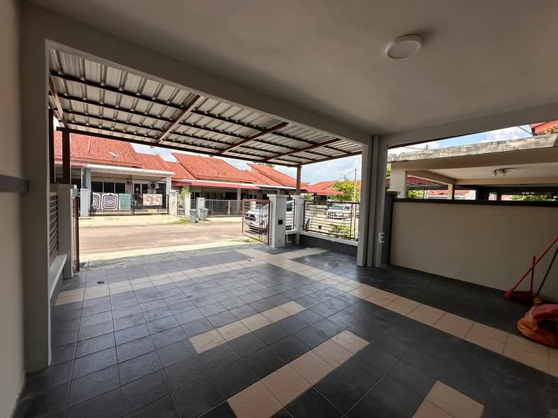 1-storey Terraced House for Rent in Bandar Seri Impian (Kluang) - Shanel Tee - Exterior - PropertyGuru.com.my