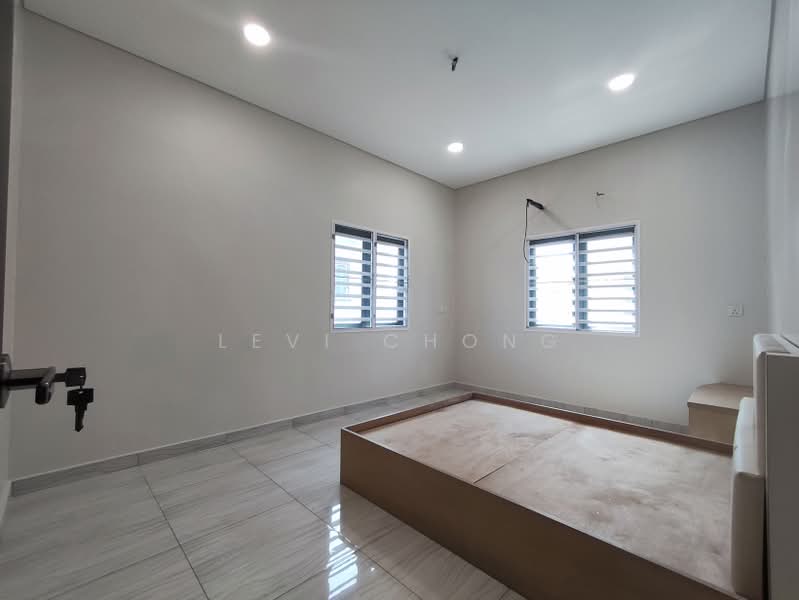 Bungalow for Sale in Taman Mansion (Ipoh) - Levi Chong - Bedroom - PropertyGuru.com.my