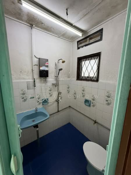 2-storey Terraced House for Sale in Taman Suria (Johor Bahru) - Zack Chow - Bathroom - PropertyGuru.com.my