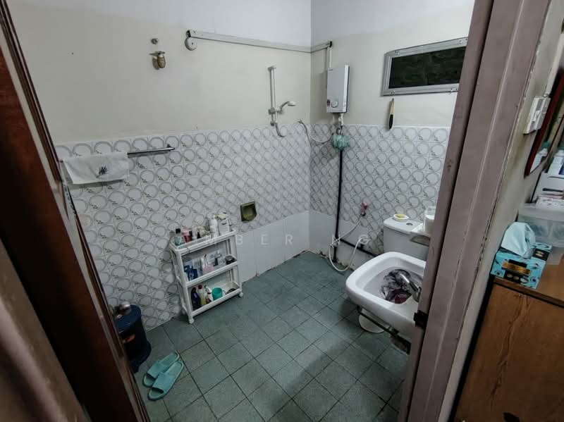 Rumah Teres 1-Tingkat untuk Dijual di Taman Setapak (Setapak) - Amber Ng - Bathroom - PropertyGuru.com.my