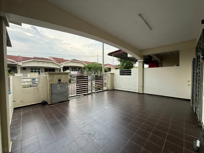 1-storey Terraced House for Rent in Kluang (Johor) - Shanel Tee - Exterior - PropertyGuru.com.my