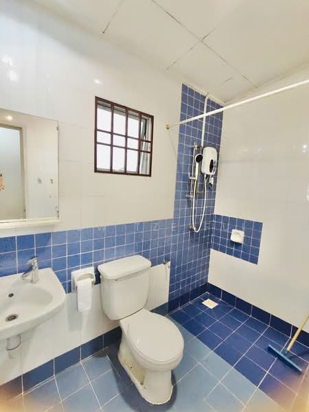 2-storey Terraced House for Rent in Kota Kemuning (Shah Alam) - Kow Tze Fui - Bathroom - PropertyGuru.com.my