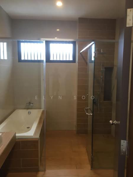 Rumah Berkembar untuk Dijual di Eco Sanctuary (Telok Panglima Garang) - Elyn Soo - Bathroom - PropertyGuru.com.my