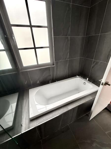 Semi-Detached House for Sale in Eco Spring (Johor Bahru) - Jia En Lee - Bathroom - PropertyGuru.com.my