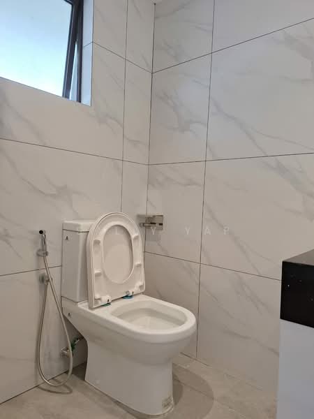 Kondominium untuk Disewa di UBN Tower - Sally Yap - Bathroom - PropertyGuru.com.my