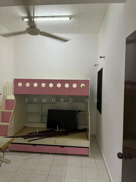 Flat for Sale at Sri Manja Square Petaling Jaya - Edmund Goh - Bedroom - PropertyGuru.com.my