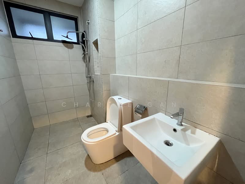 Rumah Teres untuk Dijual di Telok Panglima Garang (Selangor) - Charlie Gan - PropertyGuru.com.my