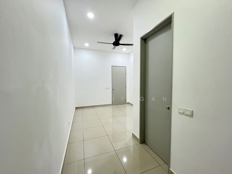 Rumah Teres untuk Dijual di Telok Panglima Garang (Selangor) - Charlie Gan - PropertyGuru.com.my