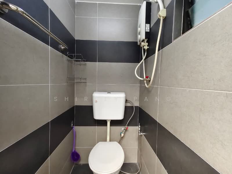 1-storey Terraced House for Sale in Taman Abad (Johor Bahru) - Shirley Pang - Bathroom - PropertyGuru.com.my
