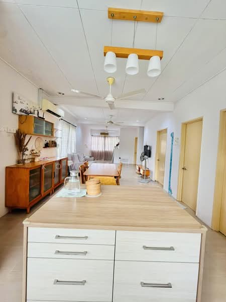 Townhouse for Rent in Kota Kemuning (Shah Alam) - Kow Tze Fui - Living Room - PropertyGuru.com.my