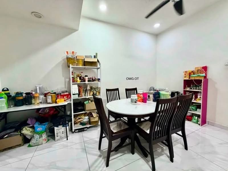 Rumah Teres 2 Tingkat untuk Dijual di Bandar Botanic (Klang) - Mason Chiah - Dining Room - PropertyGuru.com.my
