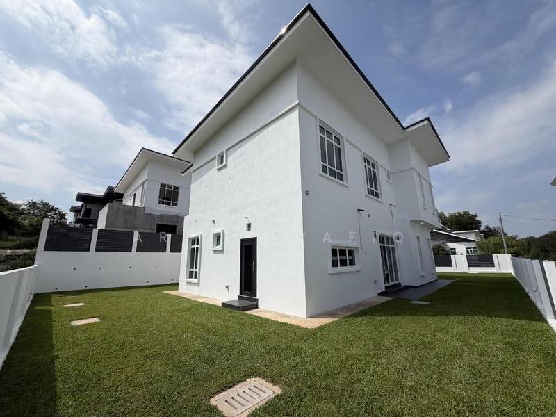 Bungalow House for Sale in Kajang (Selangor) - Ariff Syafiq - Exterior - PropertyGuru.com.my