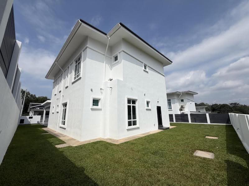 Bungalow House for Sale in Kajang (Selangor) - Ariff Syafiq - Exterior - PropertyGuru.com.my