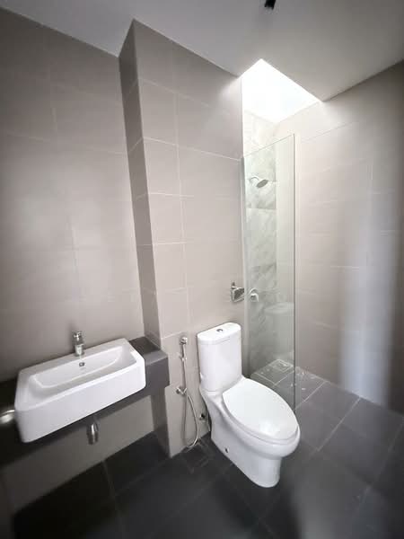 Rumah Teres 2 Tingkat untuk Dijual di Eco Sanctuary (Telok Panglima Garang) - Elyn Soo - Bathroom - PropertyGuru.com.my