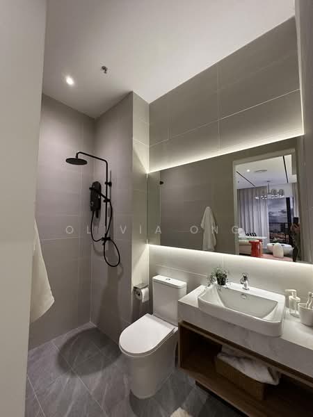 Servis Apartment untuk Dijual di Summer Suites - Residensi Bukit Meldrum - Olivia Ong - Bathroom - PropertyGuru.com.my