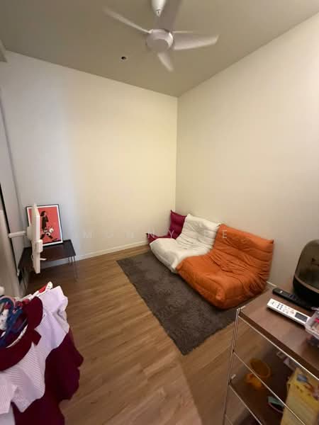Servis Apartment untuk Dijual di Sunway Avila Residences - Monny Ee - Living Room - PropertyGuru.com.my