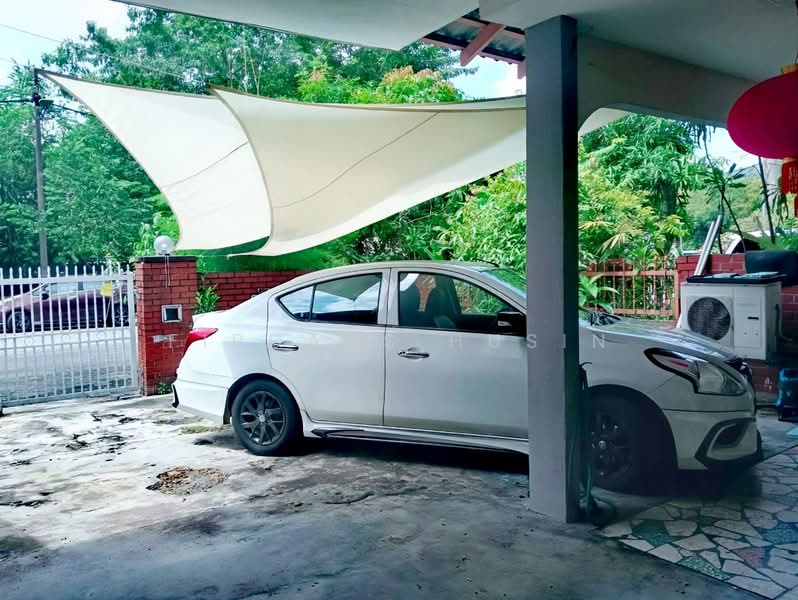 2-storey Terraced House for Sale in Taman Connaught (Cheras) - Firdaus Husin - Exterior - PropertyGuru.com.my