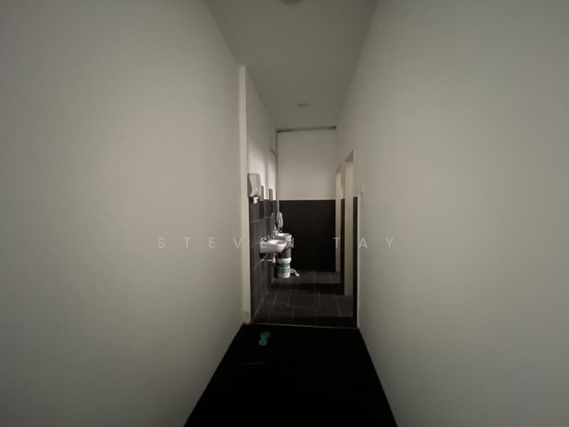 Shop / Office for Sale in Bandar Mahkota Cheras (Cheras) - Steven Tay - Corridor - PropertyGuru.com.my