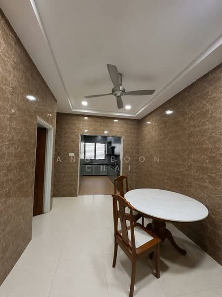 Rumah Teres 2 Tingkat untuk Dijual di Taman Sutera Utama (Skudai) - Ang Boon Chai - Dining Room - PropertyGuru.com.my
