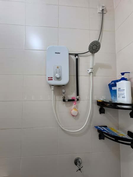 Servis Apartment untuk Disewa di Kalista Residence - Jessie Chen - Bathroom - PropertyGuru.com.my