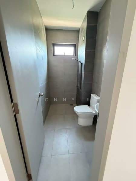 Terraced House for Sale in Gombak (Selangor) - Monny Ee - Bathroom - PropertyGuru.com.my
