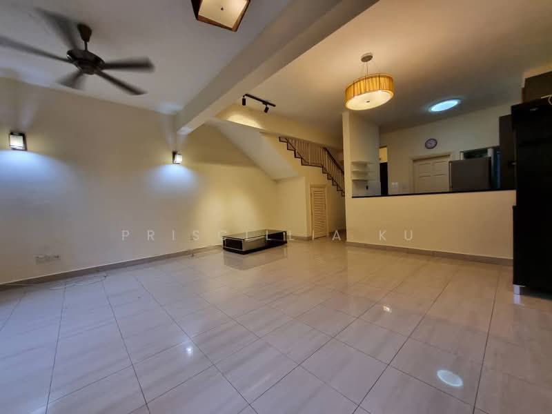 Rumah Teres 3 Tingkat untuk Dijual di Desa Parkcity (Kuala Lumpur) - Priscillia Ku - Living Room - PropertyGuru.com.my