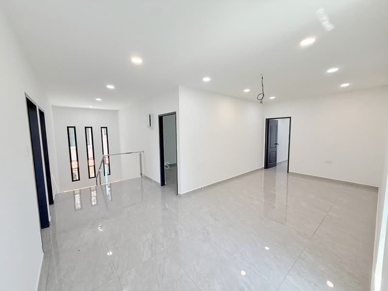 Rumah Teres 2 Tingkat untuk Dijual di Taman Pelangi Indah (Ulu Tiram) - Bess Wong - PropertyGuru.com.my
