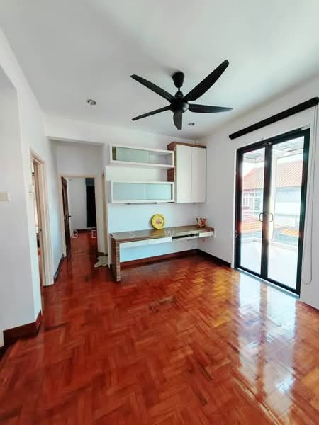 Rumah Teres 2 Tingkat untuk Dijual di Taman Pelangi Indah (Ulu Tiram) - Bess Wong - PropertyGuru.com.my
