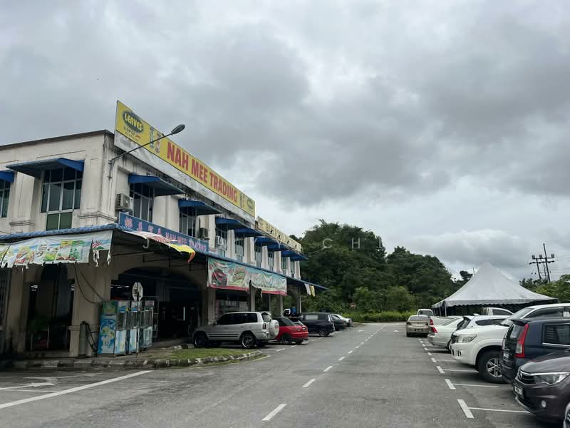 Shop for Sale in Kuching (Sarawak) - Jimmyy Chin - Exterior - PropertyGuru.com.my