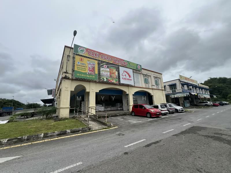 Shop for Sale in Kuching (Sarawak) - Jimmyy Chin - Exterior - PropertyGuru.com.my