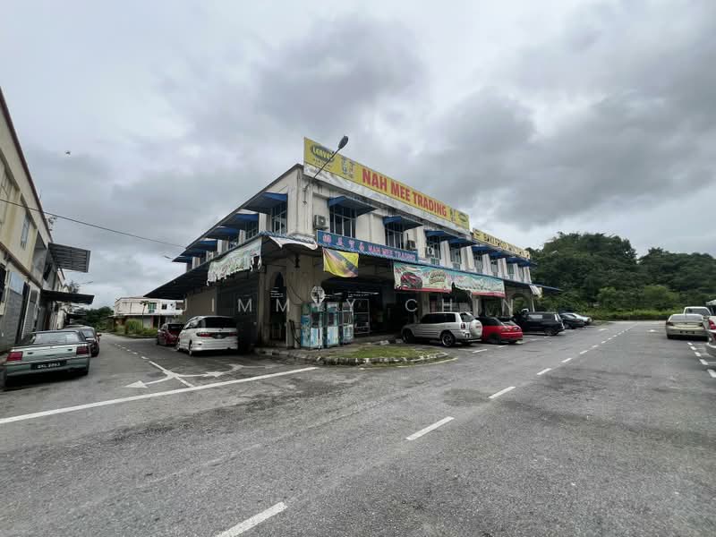 Shop for Sale in Kuching (Sarawak) - Jimmyy Chin - Exterior - PropertyGuru.com.my