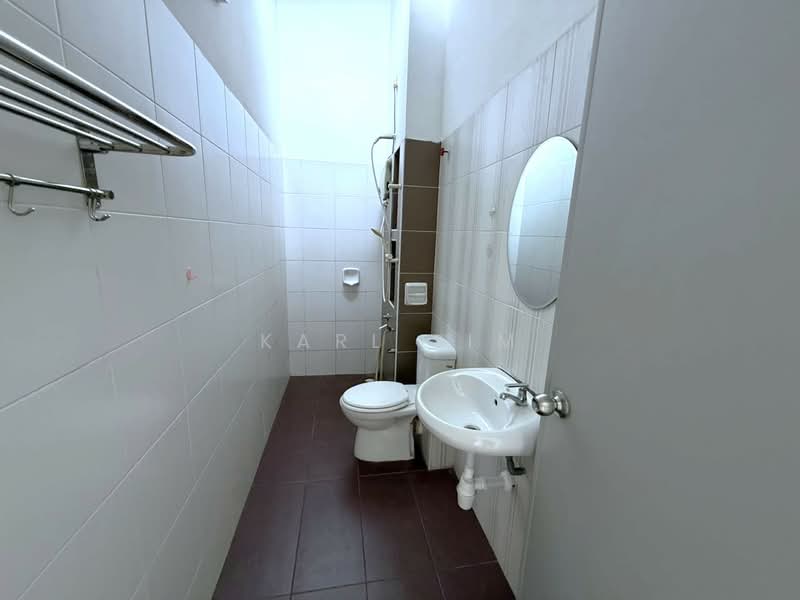 2-storey Terraced House for Sale in Setia Eco Village (Gelang Patah) - Karl Lim - Bathroom - PropertyGuru.com.my