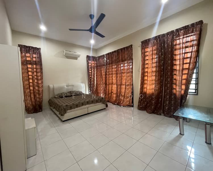 Semi-Detached House for Sale in Taman Astana Permai (Kuantan) - Kenny Loo - Bedroom - PropertyGuru.com.my
