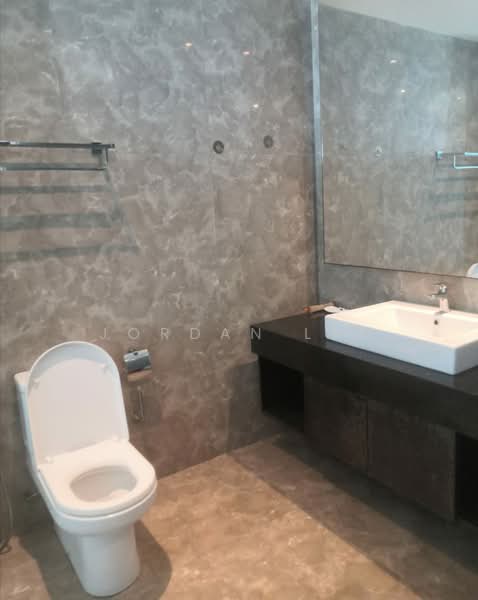 Servis Apartment untuk Disewa di The Shore @ Malacca River - Jordan Lee - Bathroom - PropertyGuru.com.my