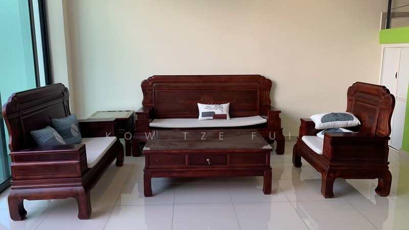Rumah Teres 2.5 Tingkat untuk Disewa di Taman Nusaputra Timur (Puchong) - Kow Tze Fui - Living Room - PropertyGuru.com.my