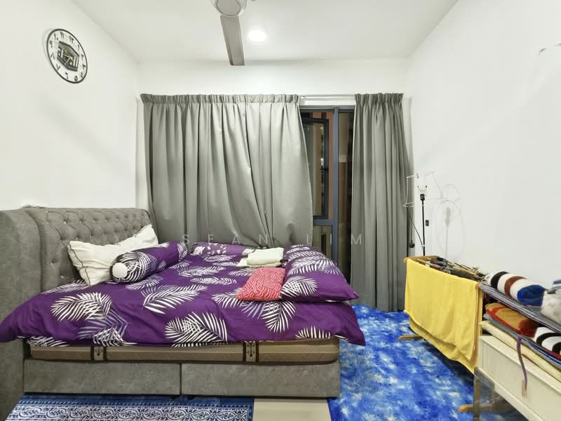 Kondominium untuk Dijual di Ascenda Residence @ Skyarena - Sean Lim - Bedroom - PropertyGuru.com.my