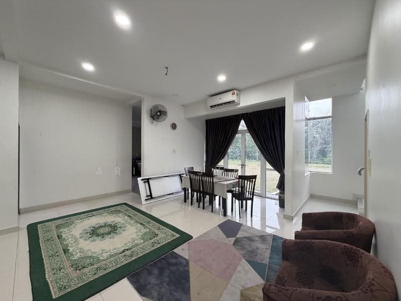 Bungalow House for Sale in Bandar Baru Salak Tinggi (Sepang) - Ariff Syafiq - Living Room - PropertyGuru.com.my