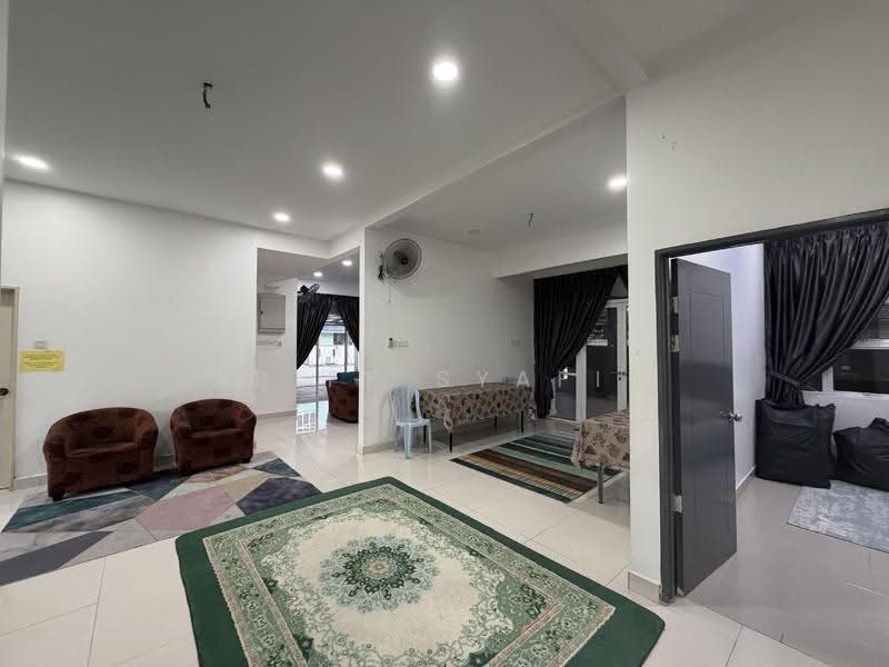 Bungalow House for Sale in Bandar Baru Salak Tinggi (Sepang) - Ariff Syafiq - Living Room - PropertyGuru.com.my