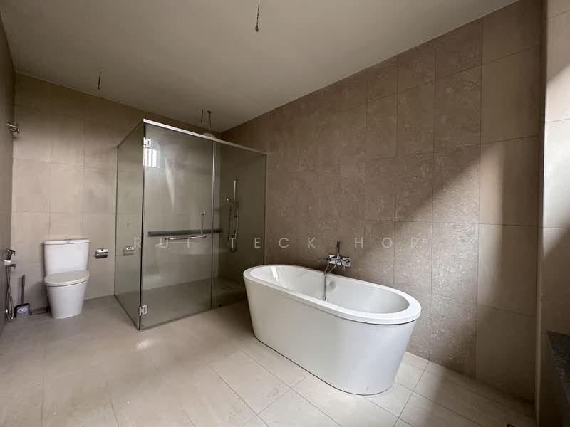 Bungalow for Sale in Telok Panglima Garang (Selangor) - Rui Teck Hor - Bathroom - PropertyGuru.com.my