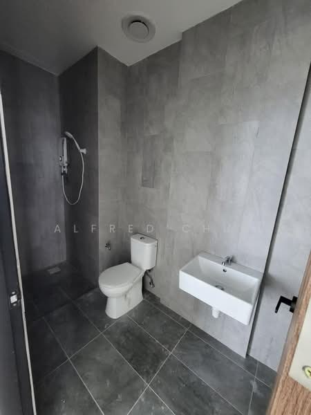 Apartment for Sale at Yarra Park - Alfred Chua - Bathroom - PropertyGuru.com.my