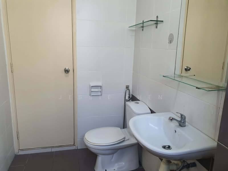 2-storey Terraced House for Rent in S2 Heights (Seremban 2) - Jessie Chen - Bathroom - PropertyGuru.com.my