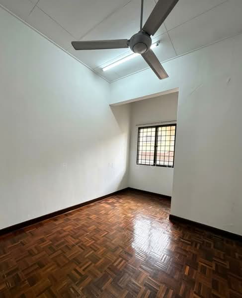 2-storey Terraced House for Sale in Taman Kelana Idaman (Ara Damansara) - Ryan Soo - Interior - PropertyGuru.com.my