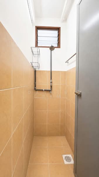 Flat for Sale at Taman Bukit Juru - Darren Cham - Bathroom - PropertyGuru.com.my