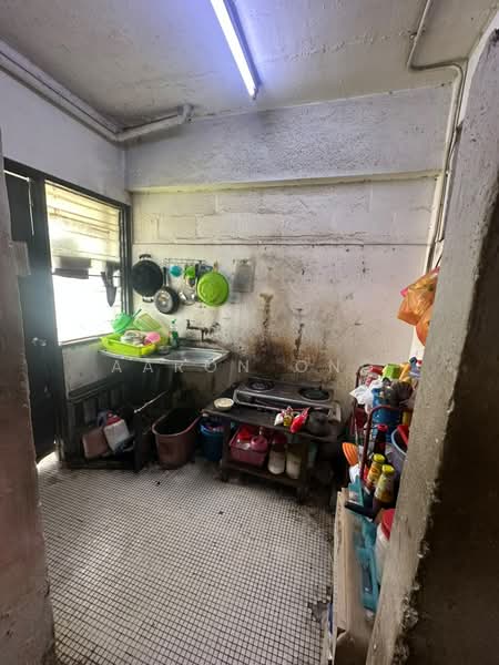 Flat for Sale at Taman Desaria - Aaron Ong - Kitchen - PropertyGuru.com.my
